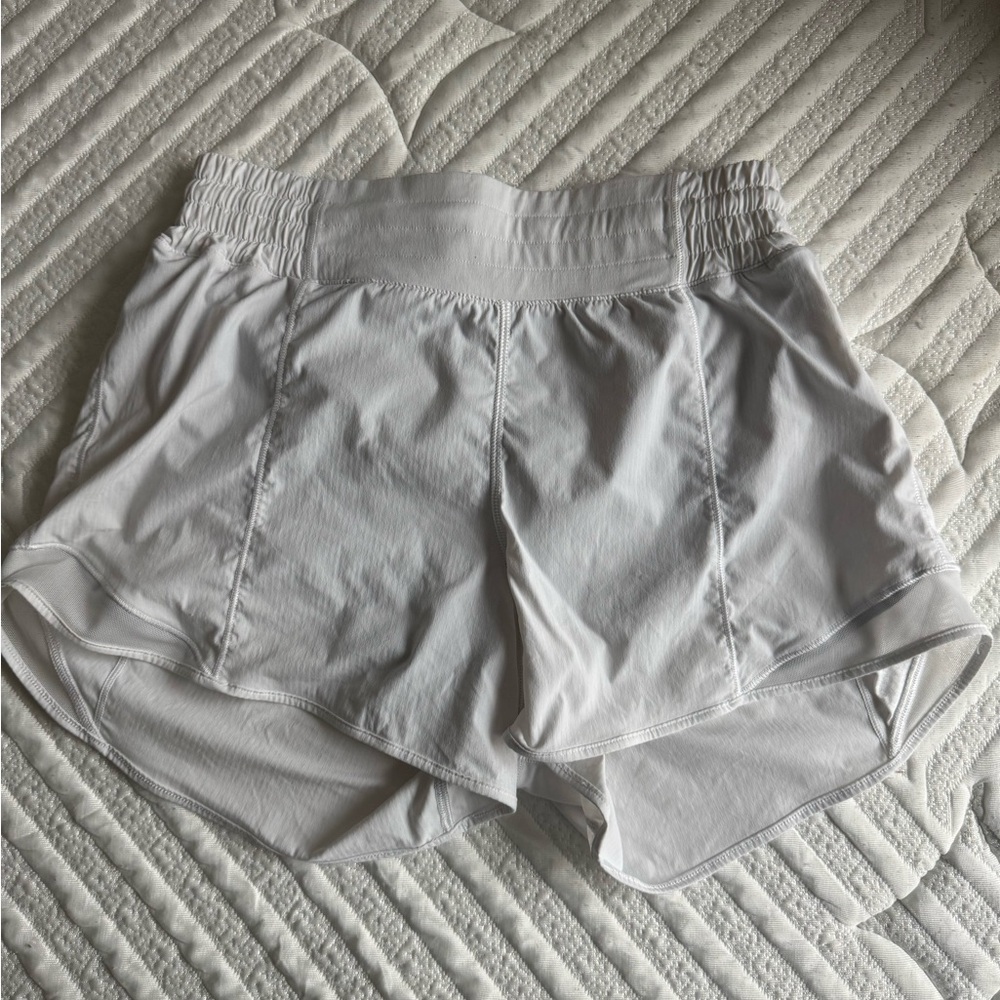 lululemon shorty Hot High Rise Shorts Lined 4”